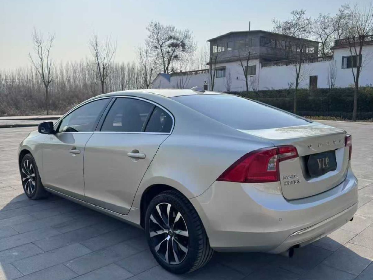 沃爾沃 S60  2019款 S60L 1.5T 智進版圖片