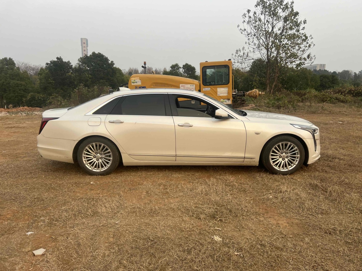 凱迪拉克 CT6  2019款 28T 豪華型圖片