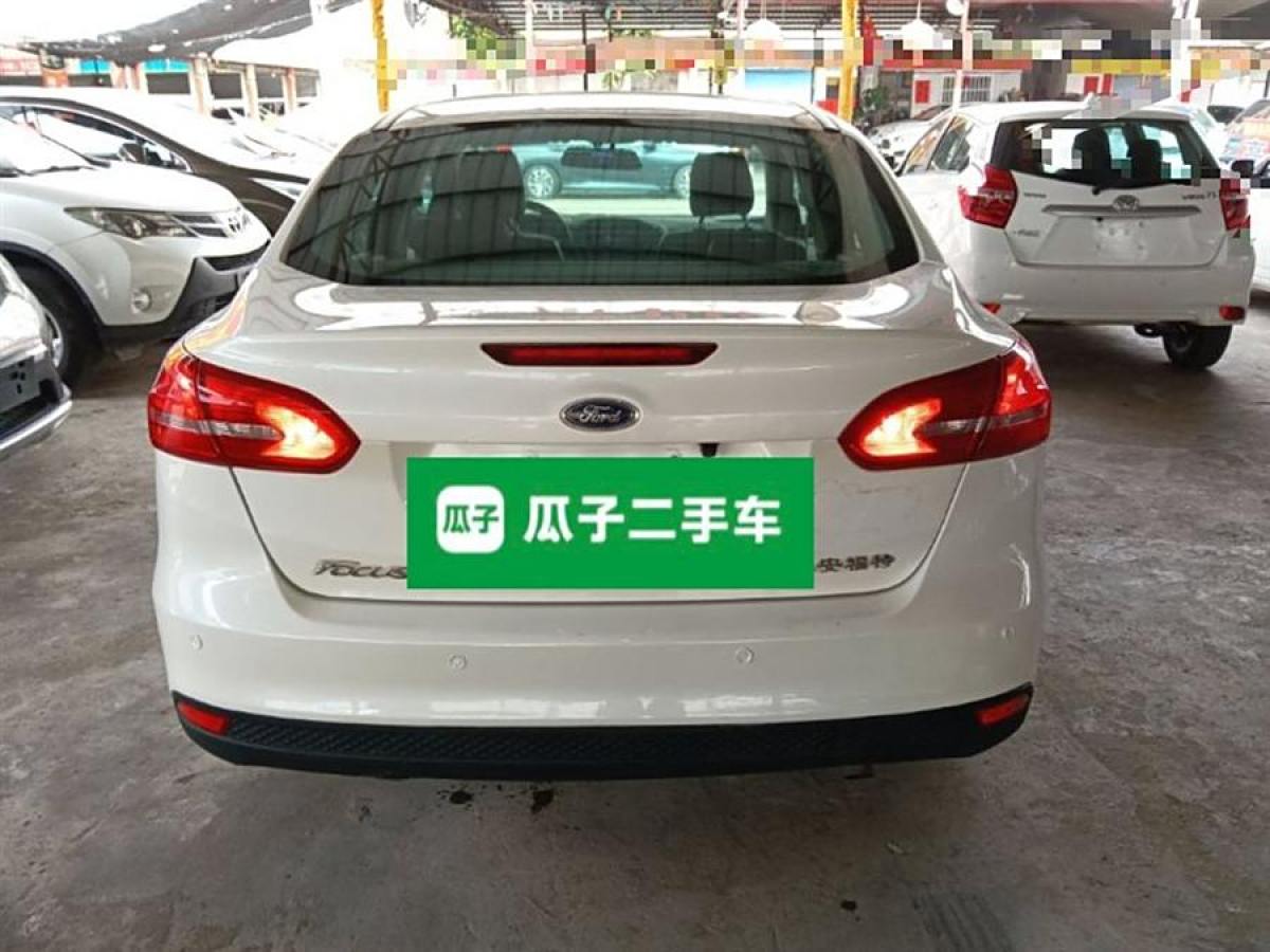 福特 ?？怂? 2015款 三廂 1.6L 自動(dòng)舒適型圖片