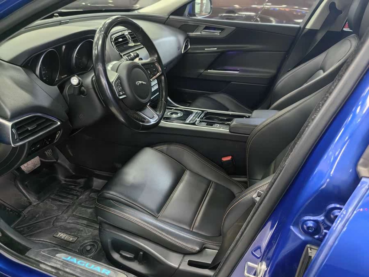 捷豹 XEL  2019款 2.0T 200PS 豪華版圖片