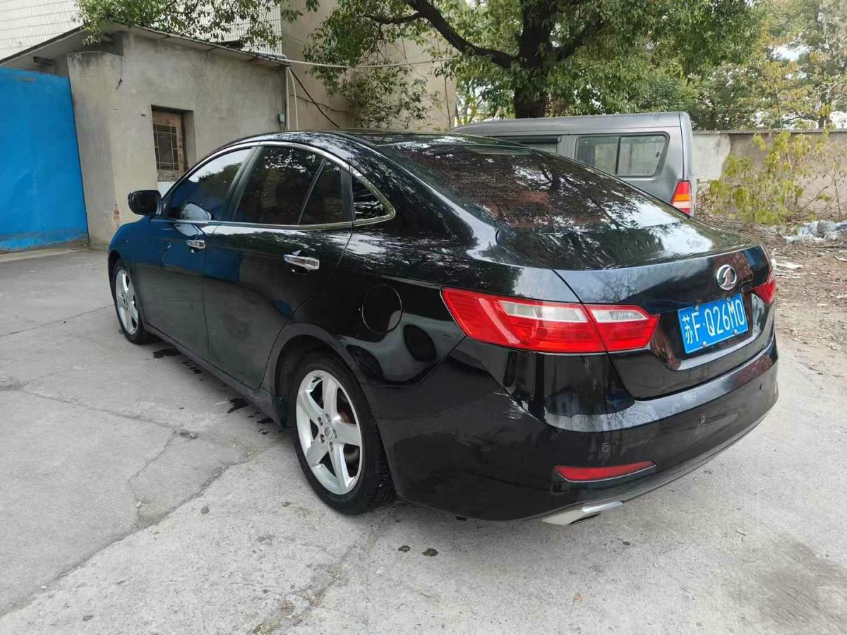 奔騰 B70  2015款 1.8T 自動精英型圖片