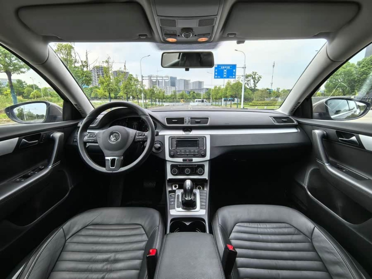 大眾 邁騰  2013款 1.8TSI 領(lǐng)先型圖片