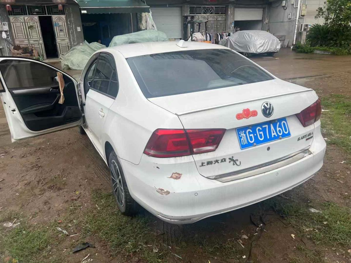 中華 H220  2014款 1.5L AMT天窗型圖片