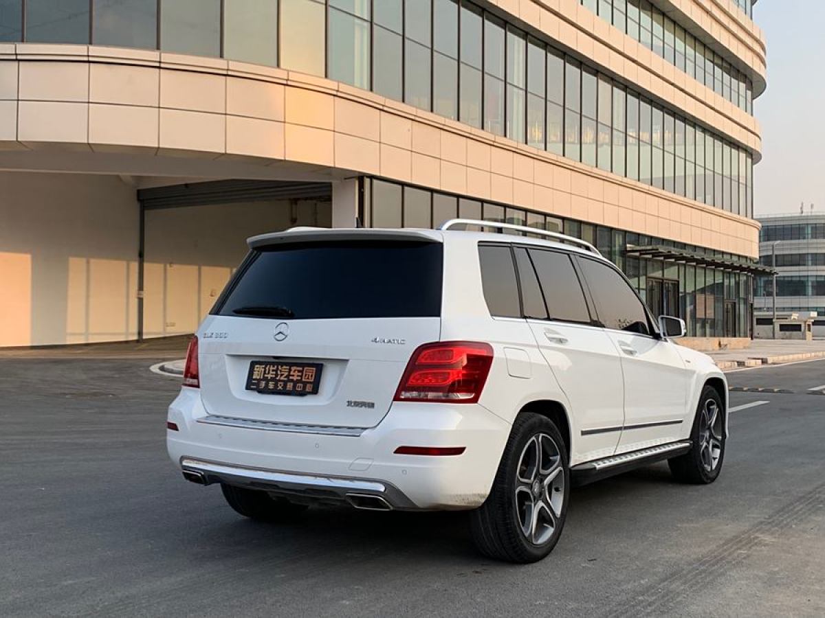 2015年9月奔馳 奔馳GLK級  2015款 GLK 300 4MATIC 時尚型 極致版