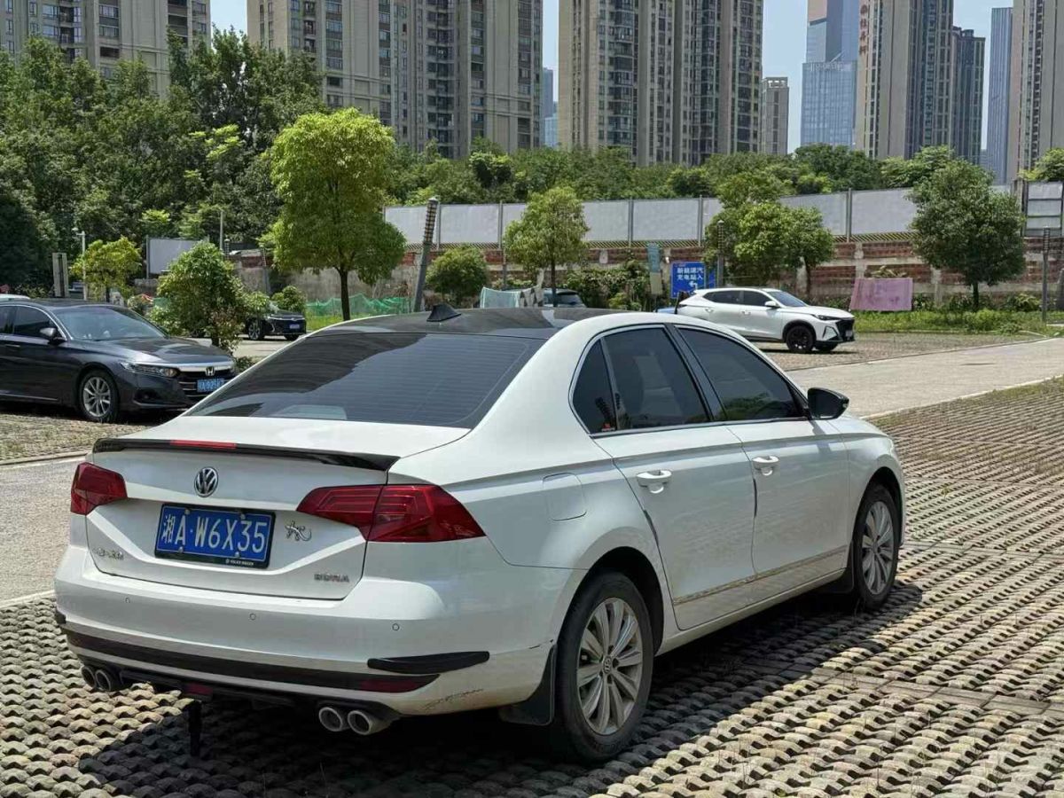 大眾 寶來(lái)  2022款 200TSI DSG暢行版圖片
