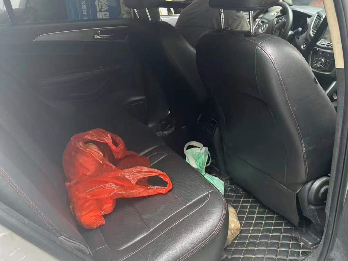 長安 CS75  2015款 1.8T 自動四驅(qū)尊貴型 國IV圖片