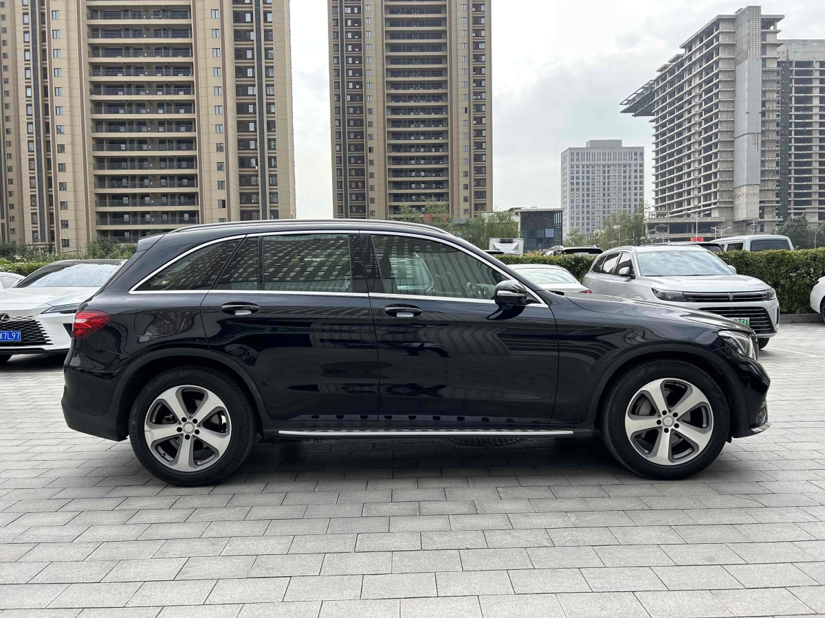 奔馳 奔馳GLC  2017款 GLC 260 4MATIC 豪華型圖片