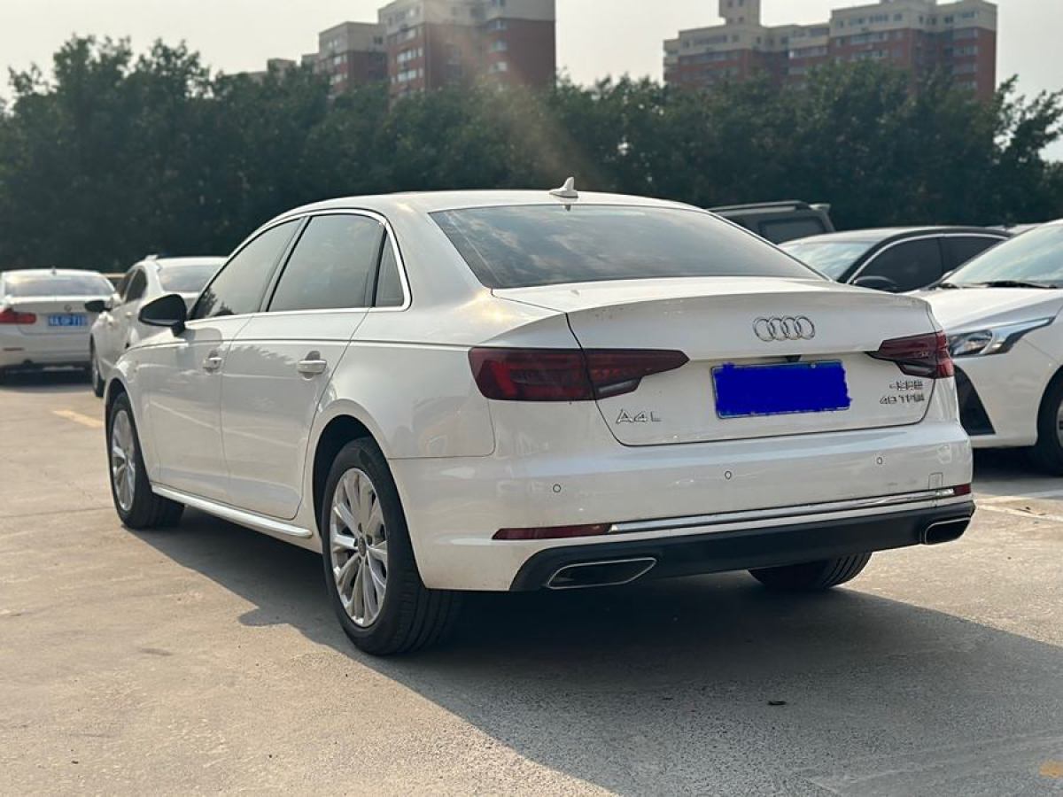 奧迪 奧迪A4L  2019款 40 TFSI 進取型 國V圖片