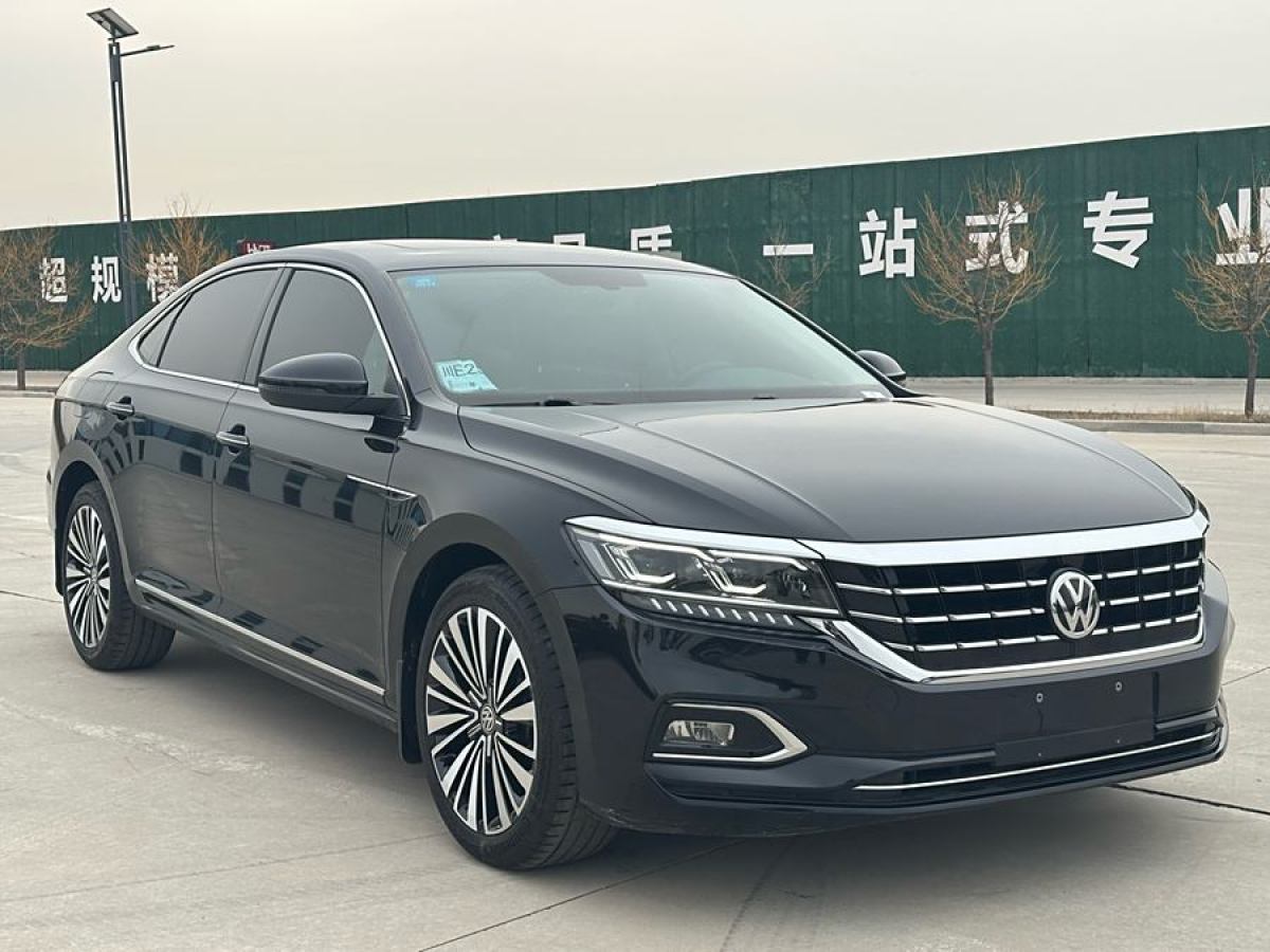 大眾 帕薩特  2020款 330TSI 豪華版 國(guó)V圖片