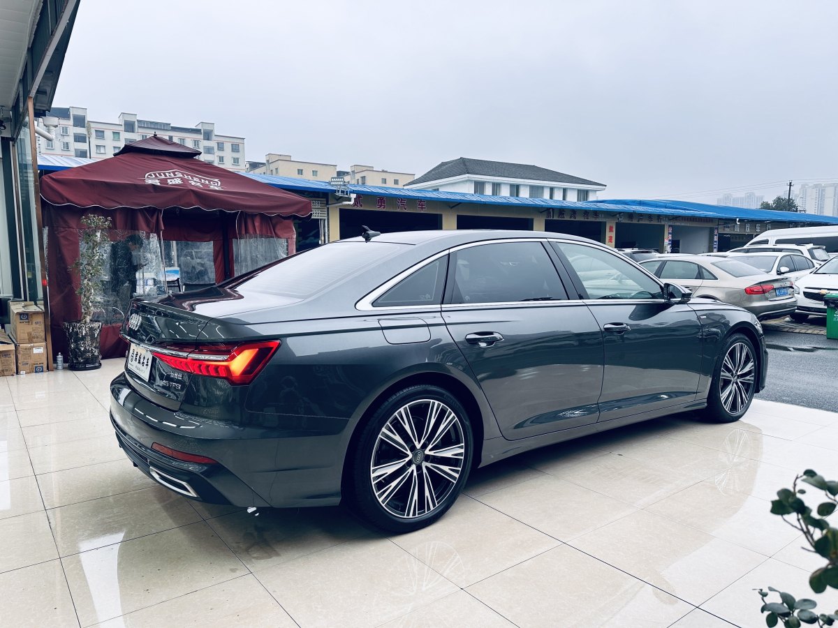 奧迪 奧迪A6L  2021款 45 TFSI 臻選動感型圖片