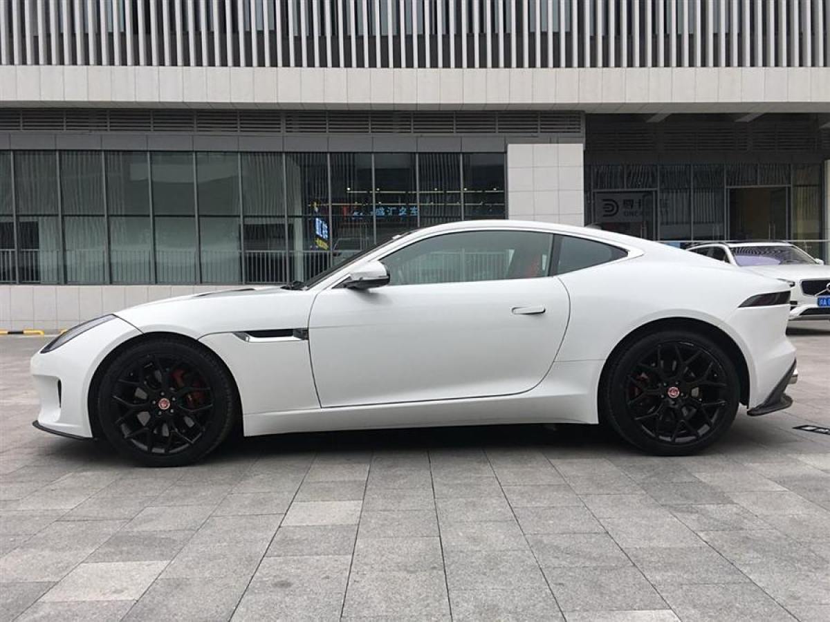 捷豹 F-TYPE  2019款 2.0T 硬頂版圖片