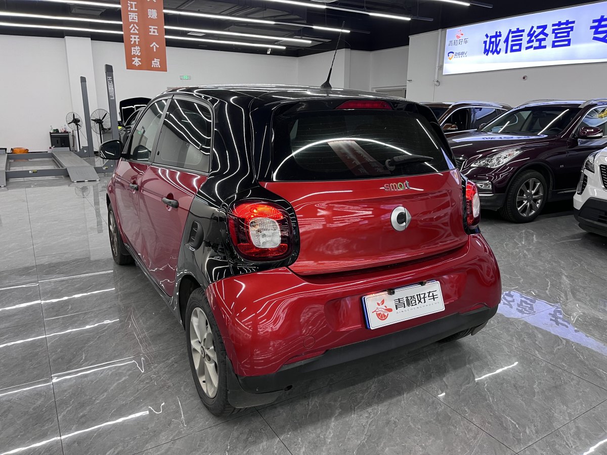 smart forfour  2016款 1.0L 52千瓦靈動版圖片