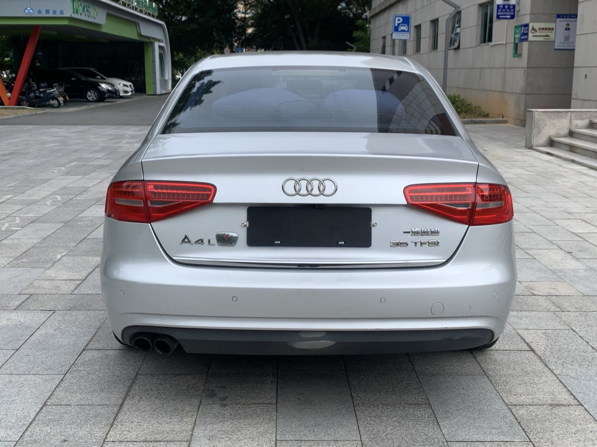 奧迪 奧迪A4L  2013款 35 TFSI 自動標準型圖片