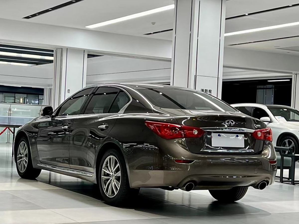 英菲尼迪 Q50L  2016款 2.0T 悅享版圖片