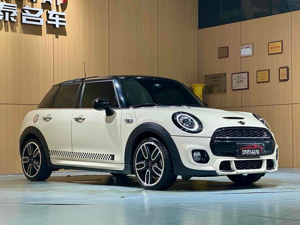 2018年10月MINI CLUBMAN  2018款 2.0T COOPER S 賽車手