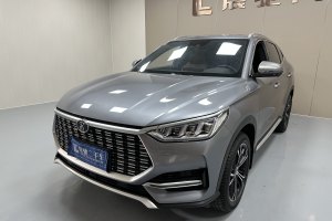 宋PLUS 比亞迪 1.5T 自動(dòng)旗艦型