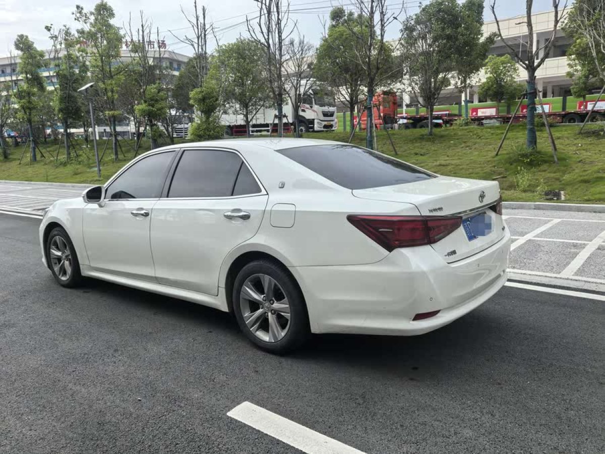 豐田 皇冠  2015款 2.0T 時(shí)尚版圖片