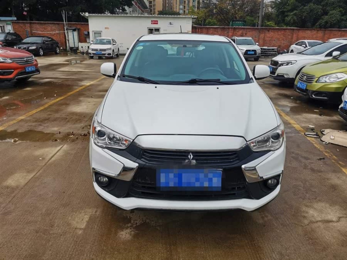 三菱 勁炫ASX  2018款 2.0L CVT兩驅(qū)精英版圖片