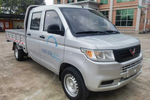 五菱征程 五菱 1.5T 手動豪華型營運車