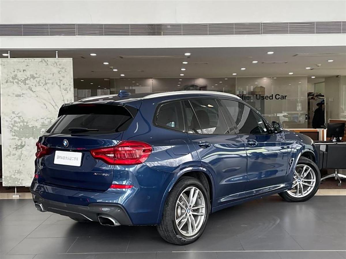 寶馬 寶馬X3  2018款 xDrive30i 領(lǐng)先型 M運(yùn)動(dòng)套裝 國(guó)V圖片