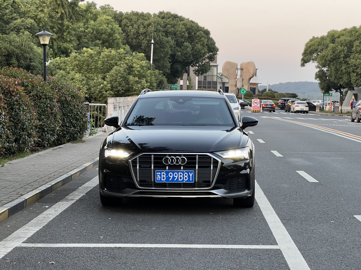 2020年8月奧迪 奧迪A6  2020款 Allroad 探索家 55 TFSI 尊享越野型