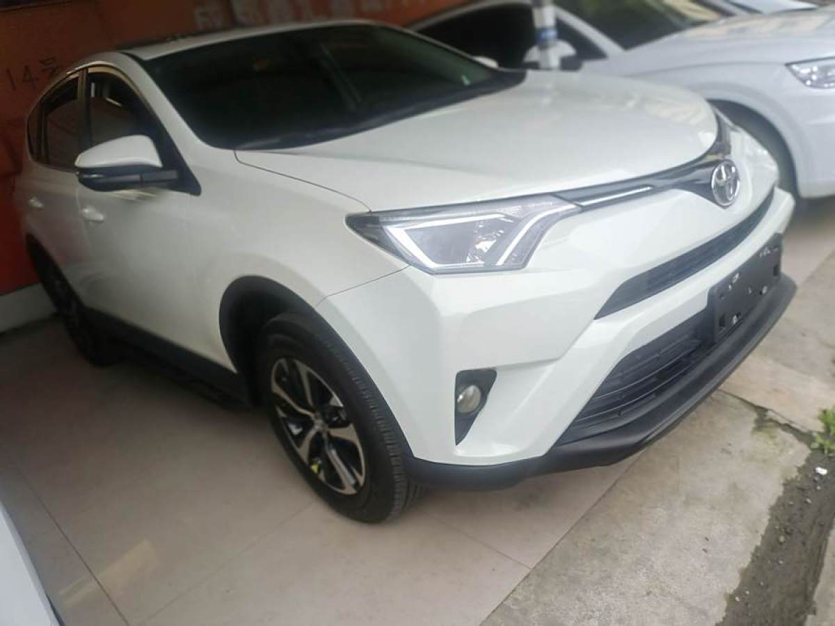 豐田 RAV4榮放  2019款 2.0L CVT兩驅(qū)先鋒版 國(guó)VI圖片