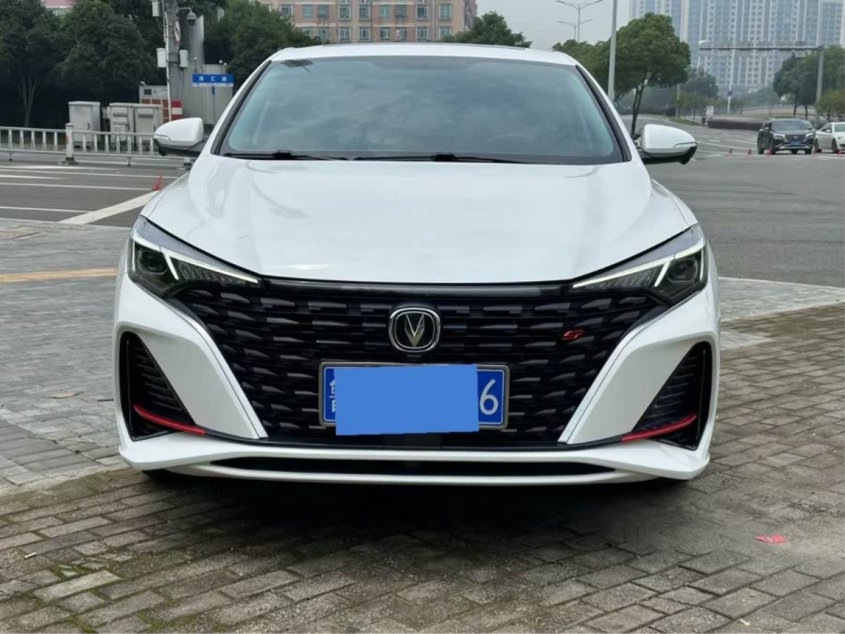長安 逸動  2023款 暢享版 PLUS 藍(lán)鯨NE 1.4T GDI DCT尊貴版圖片
