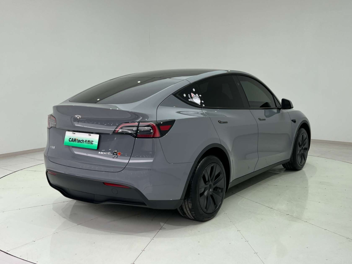 特斯拉 Model Y  2024款 后輪驅(qū)動(dòng)版圖片