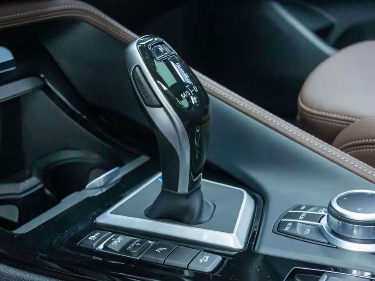 寶馬 寶馬X1  2022款 sDrive25Li 領(lǐng)先型圖片