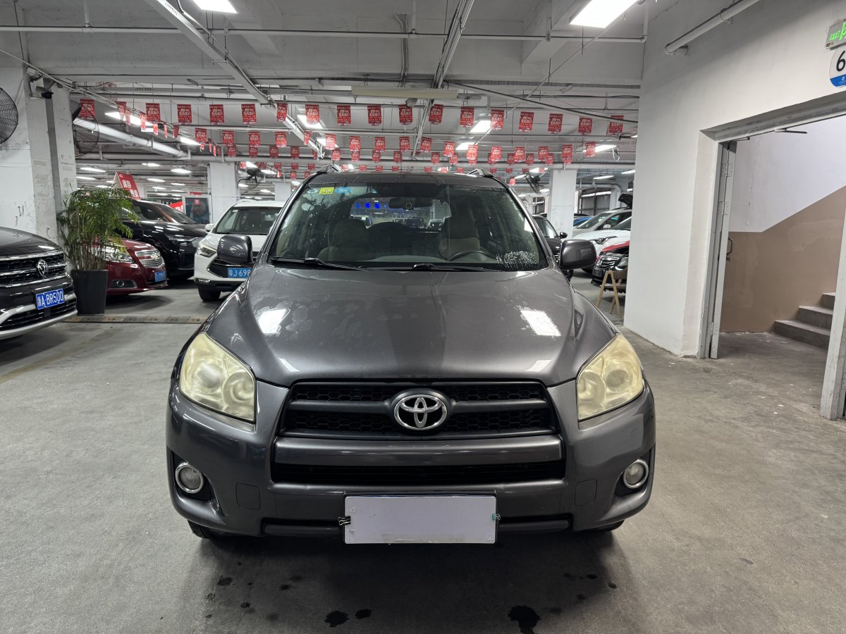 2011年12月豐田 RAV4  2019款 榮放 2.0L CVT兩驅(qū)先鋒版