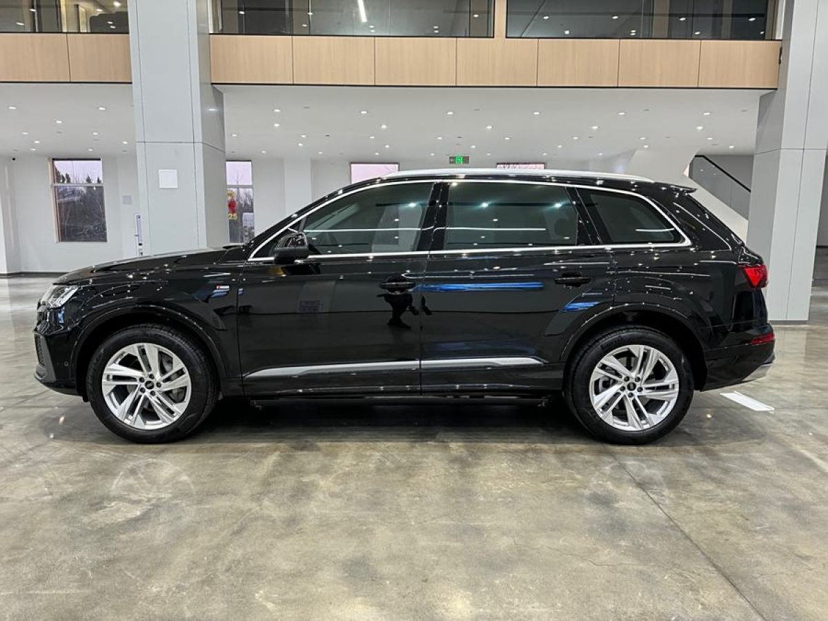 奧迪 奧迪Q7  2023款 45 TFSI quattro S line運動型圖片