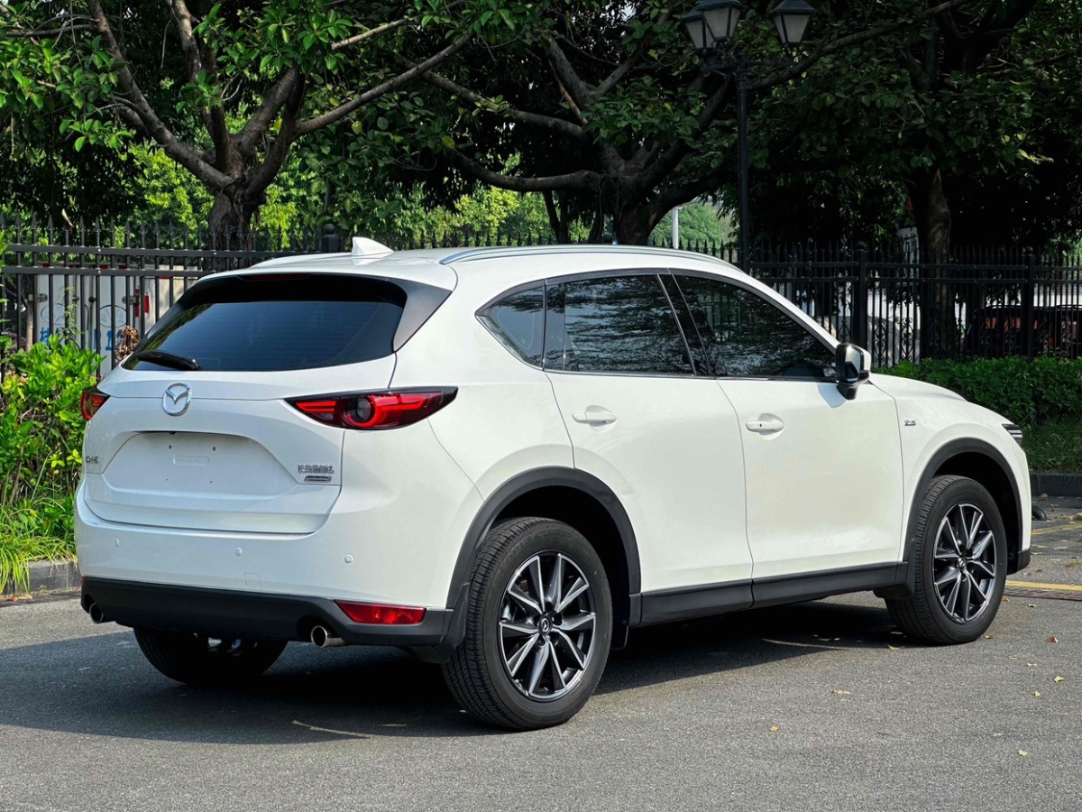 馬自達(dá) CX-5  2017款 2.5L 自動(dòng)四驅(qū)智尊型圖片