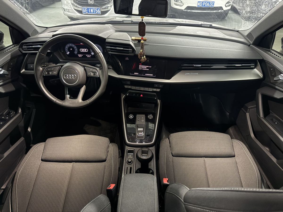 奧迪 奧迪A3  2021款 A3L Limousine 35 TFSI 進(jìn)取運(yùn)動(dòng)型圖片