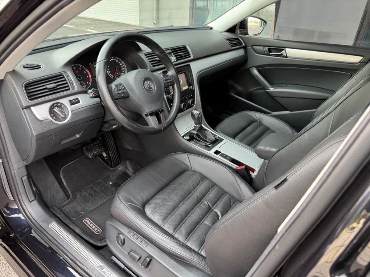 大眾 帕薩特  2015款 1.8TSI DSG御尊版圖片