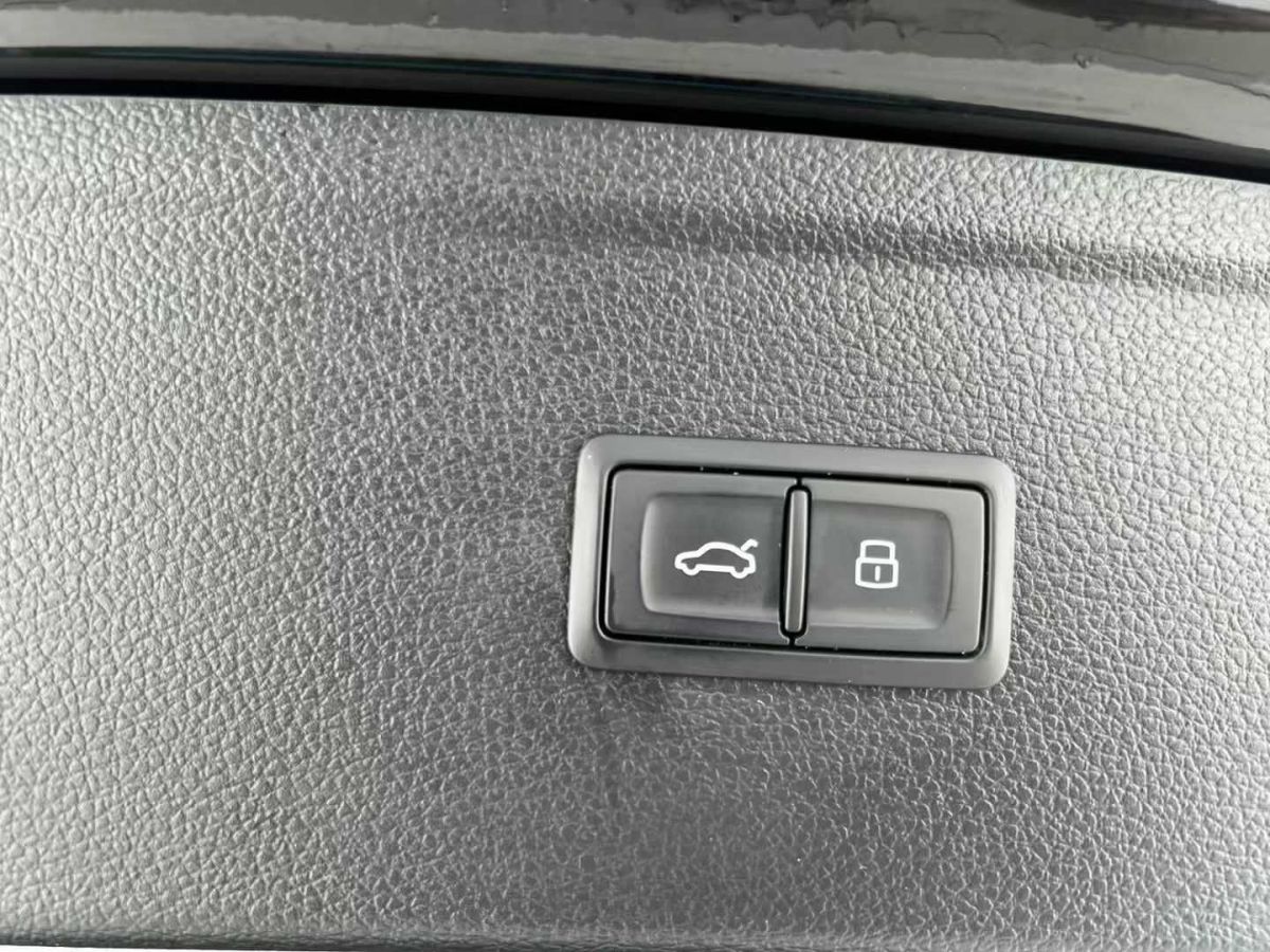奧迪 Sport 奧迪RS Q8  2021款 RS Q8 4.0T圖片
