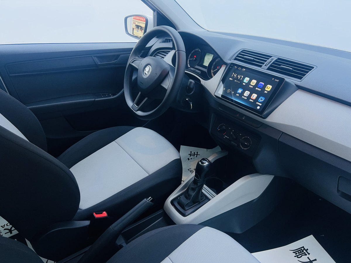 斯柯达 晶锐  2017款 1.4L 自动车享版图片