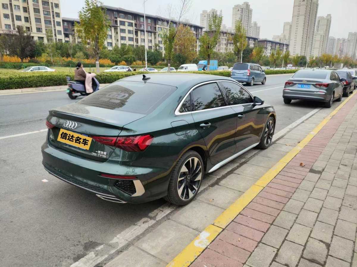 奧迪 奧迪A3  2024款 A3L Limousine 35 TFSI 時(shí)尚運(yùn)動(dòng)型圖片