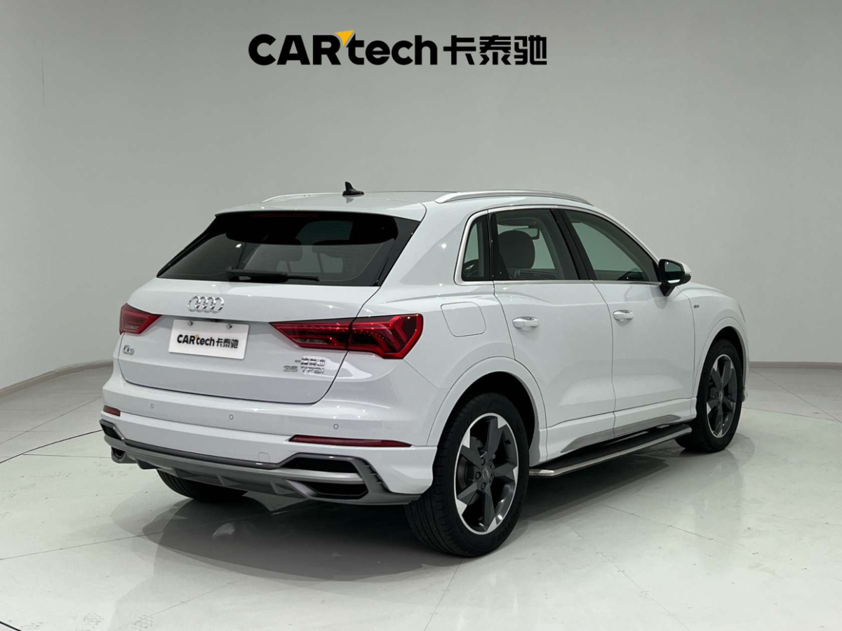 奧迪 奧迪Q3  2020款 35 TFSI 時(shí)尚動(dòng)感型圖片