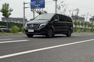 V級(jí) 奔馳 V 260 L 尊貴加長版 國VI