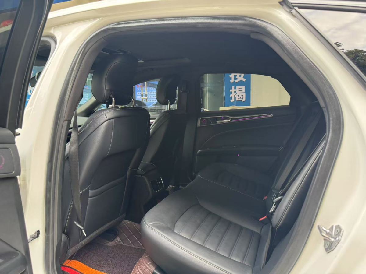 福特 蒙迪歐  2017款 改款 EcoBoost 180 時(shí)尚型圖片