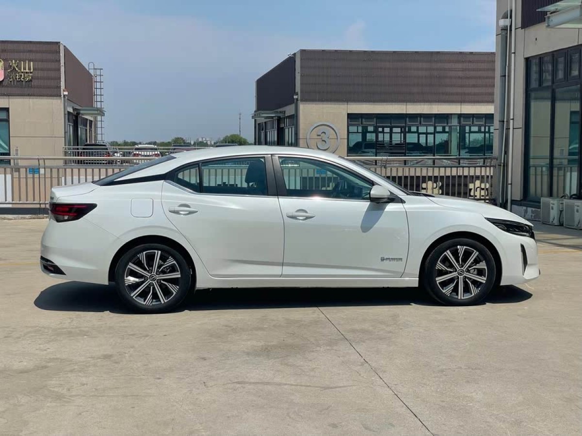 日產(chǎn) 軒逸  2022款 e-POWER 超豪華Ultra圖片