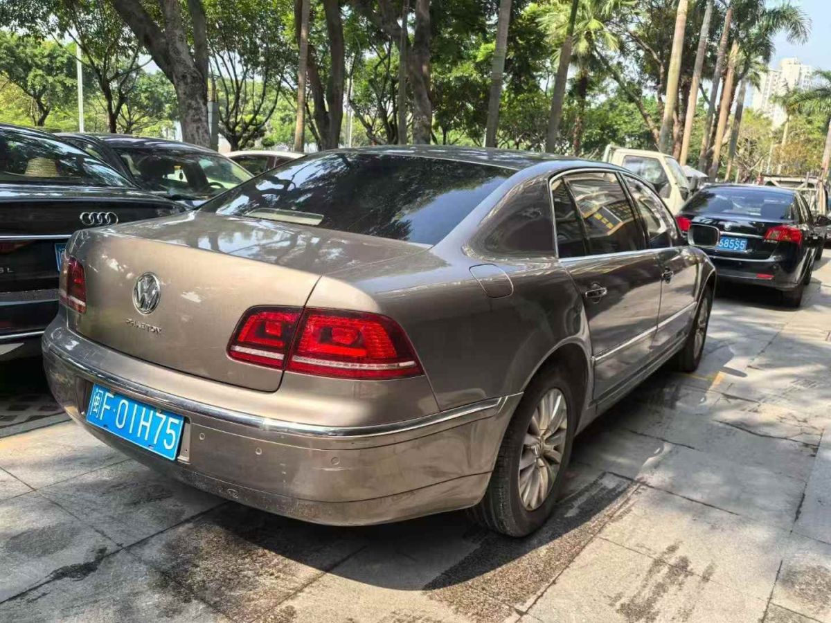 大眾 輝騰  2012款 3.0L 商務(wù)型圖片