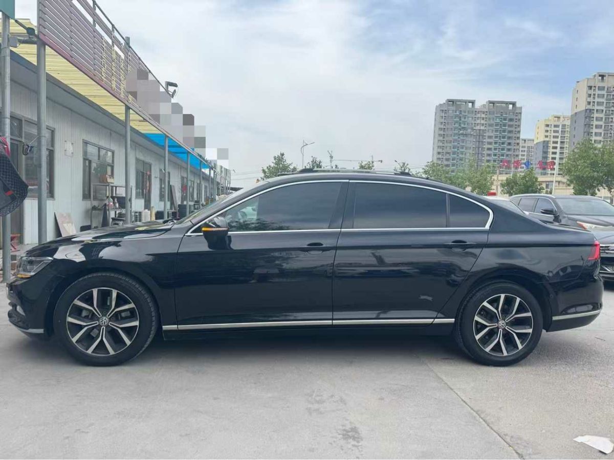 大眾 邁騰  2017款 280TSI DSG 領(lǐng)先型圖片