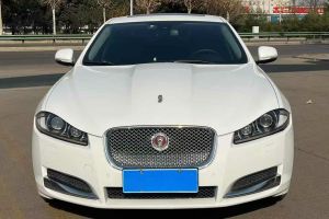 XF 捷豹 XF 2.0T 兩驅(qū)R-Sport運(yùn)動(dòng)版