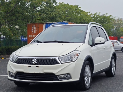 2014年9月 鈴木 天語 SX4 酷銳 1.6L 自動(dòng)舒適型圖片