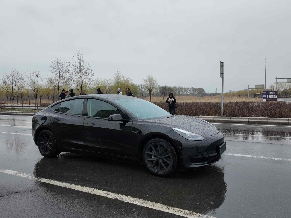 特斯拉 Model 3  2023款 煥新版 后輪驅動圖片