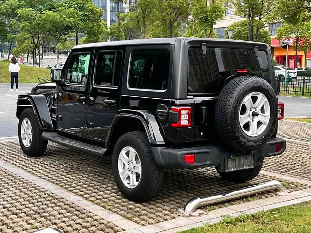 Jeep 牧馬人  2019款 2.0T Sahara 四門版 國VI圖片