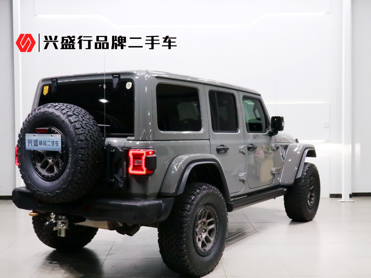 Jeep 牧馬人  2024款 2.0T 羅賓漢四門版圖片