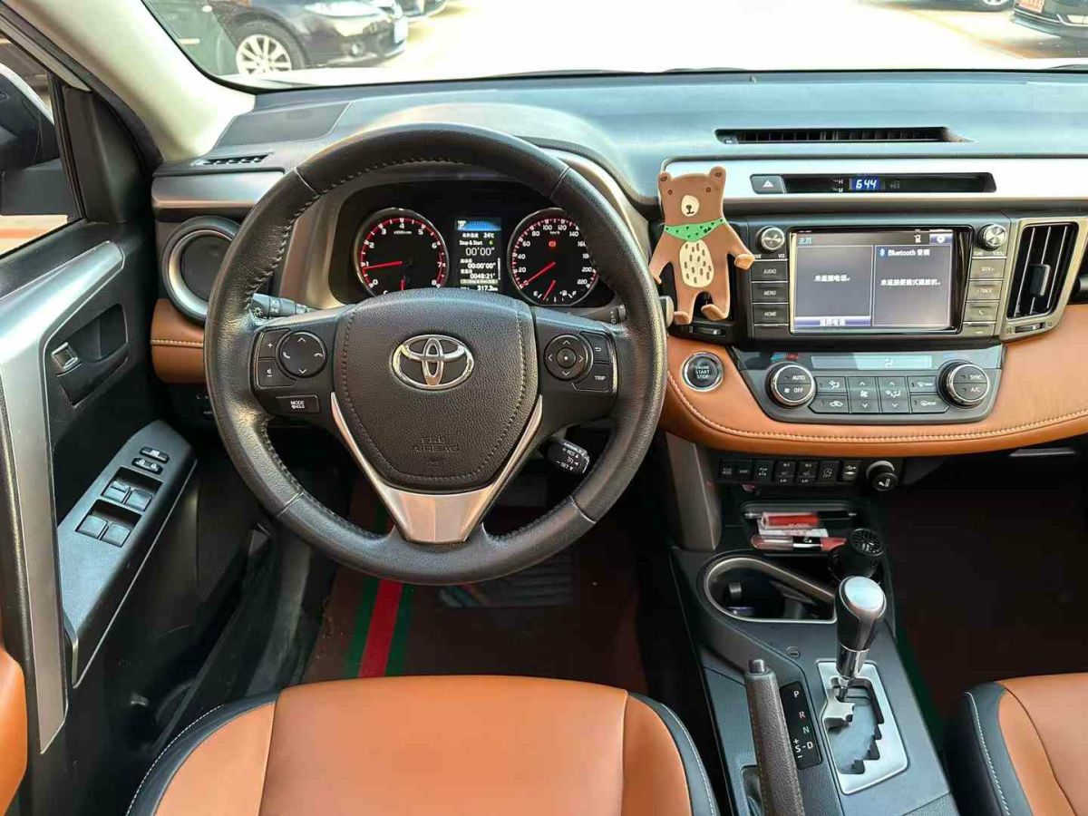 2017年8月豐田 RAV4 