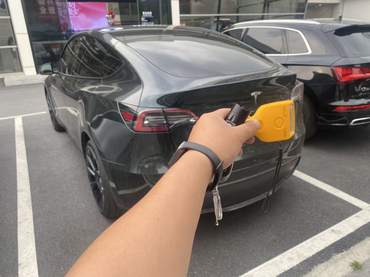 特斯拉 Model Y  2022款 改款 后輪驅(qū)動版圖片